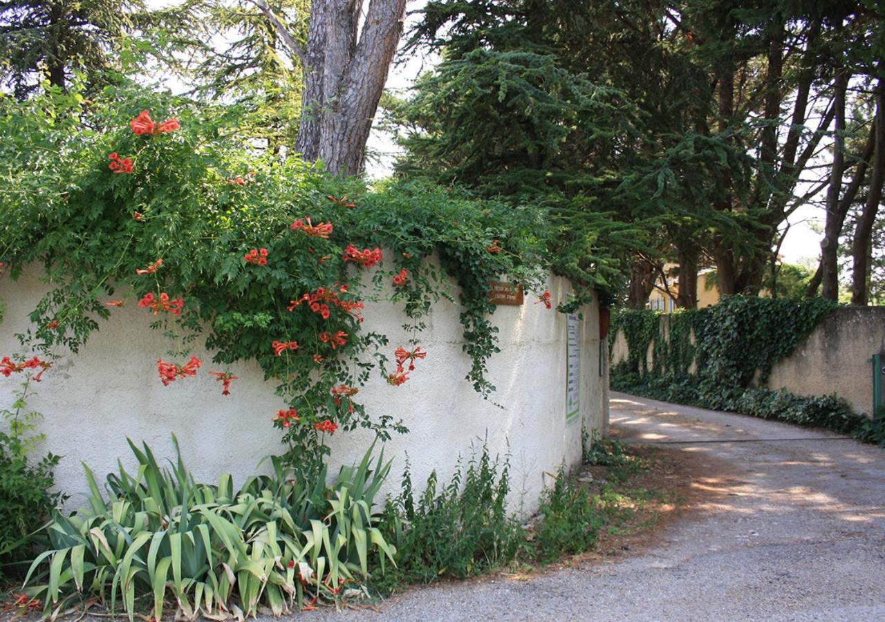 La Maison Des Invites Pernes-les-Fontaines Zewnętrze zdjęcie